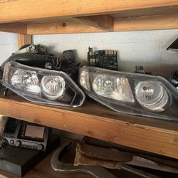 Honda Civic Headlight