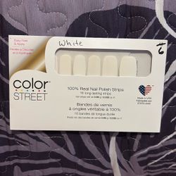 Color Street Swiss And Tell