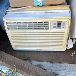 Window Unit AC Air Conditioner Samsung 