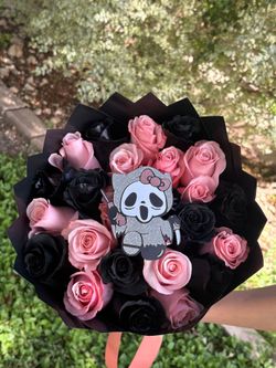 Ramo de halloween Flores naturales muy bonito para cualquier ocasión Mándeme mensaje si tiene preguntas aga su pedido ahora