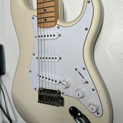 Squier By Fender Electric Guitar W. Fender Amplifier 