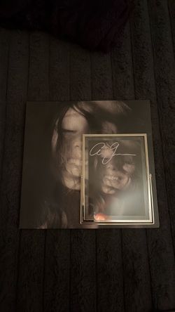 Signed Ariana Grande album