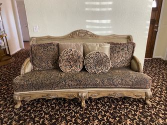 Victorian Style Sofa and loveseat