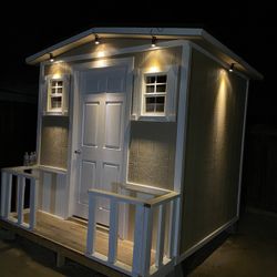 Custom Office / Playhouse / Sheds
