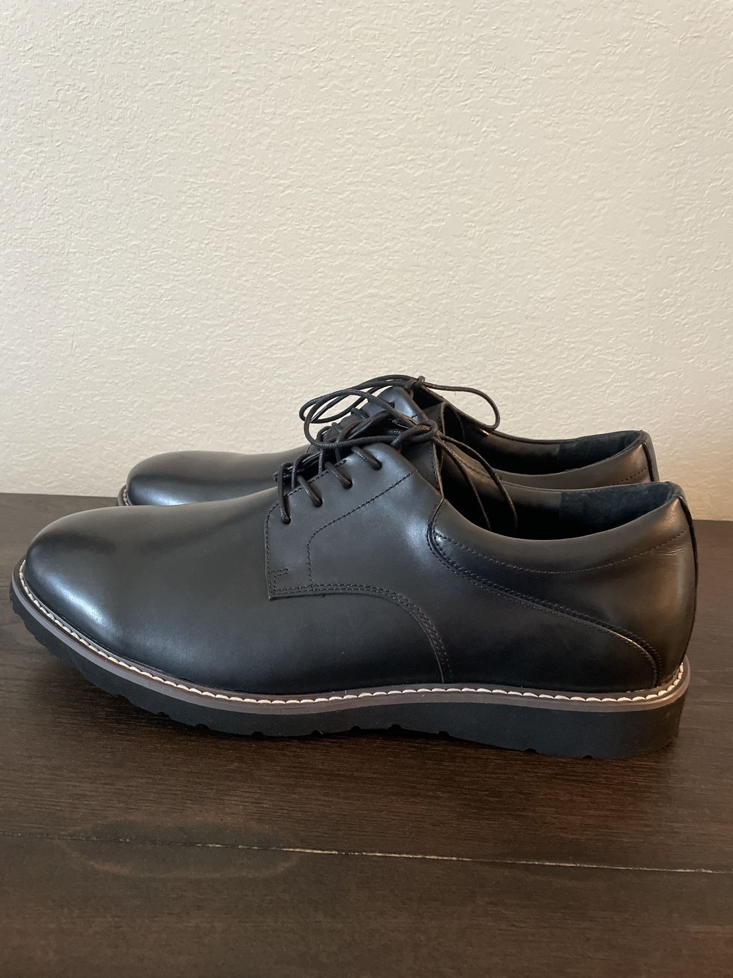 Propét Black Leather Shoes