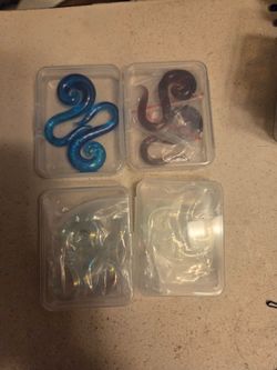 2g ear gauges