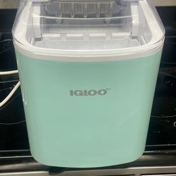 IGLOO Ice Maker