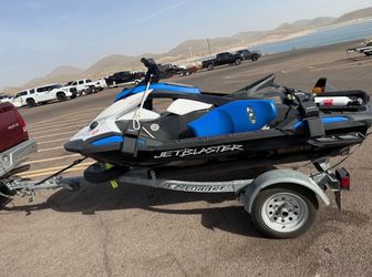 2025 Jetski Yamaha Jetblaster - Only 24hrs on engine