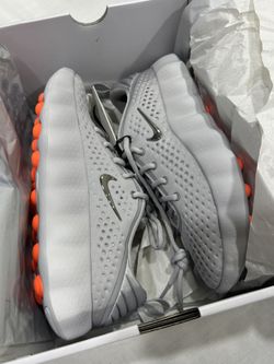 Nike Mind 002 Light Smoke Grey 