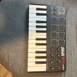 AKAI MPK MINI