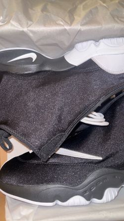 Nike Zoom the glove Black and White