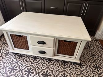 Wood Farmhouse style coffee table