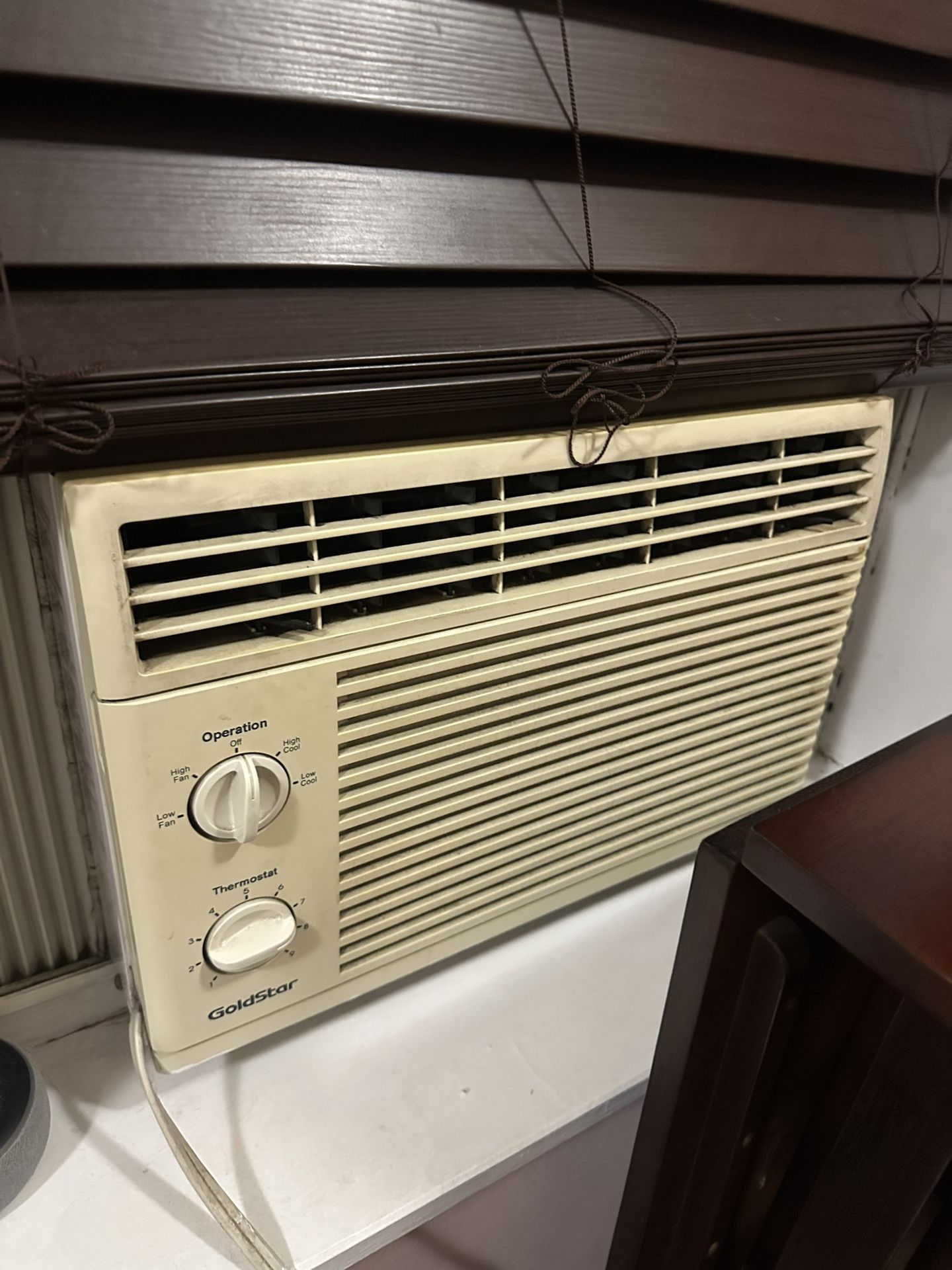 AC Window Unit