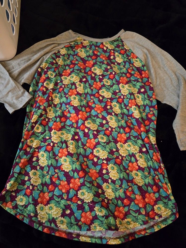 Lularoe Randy Top, Size Large