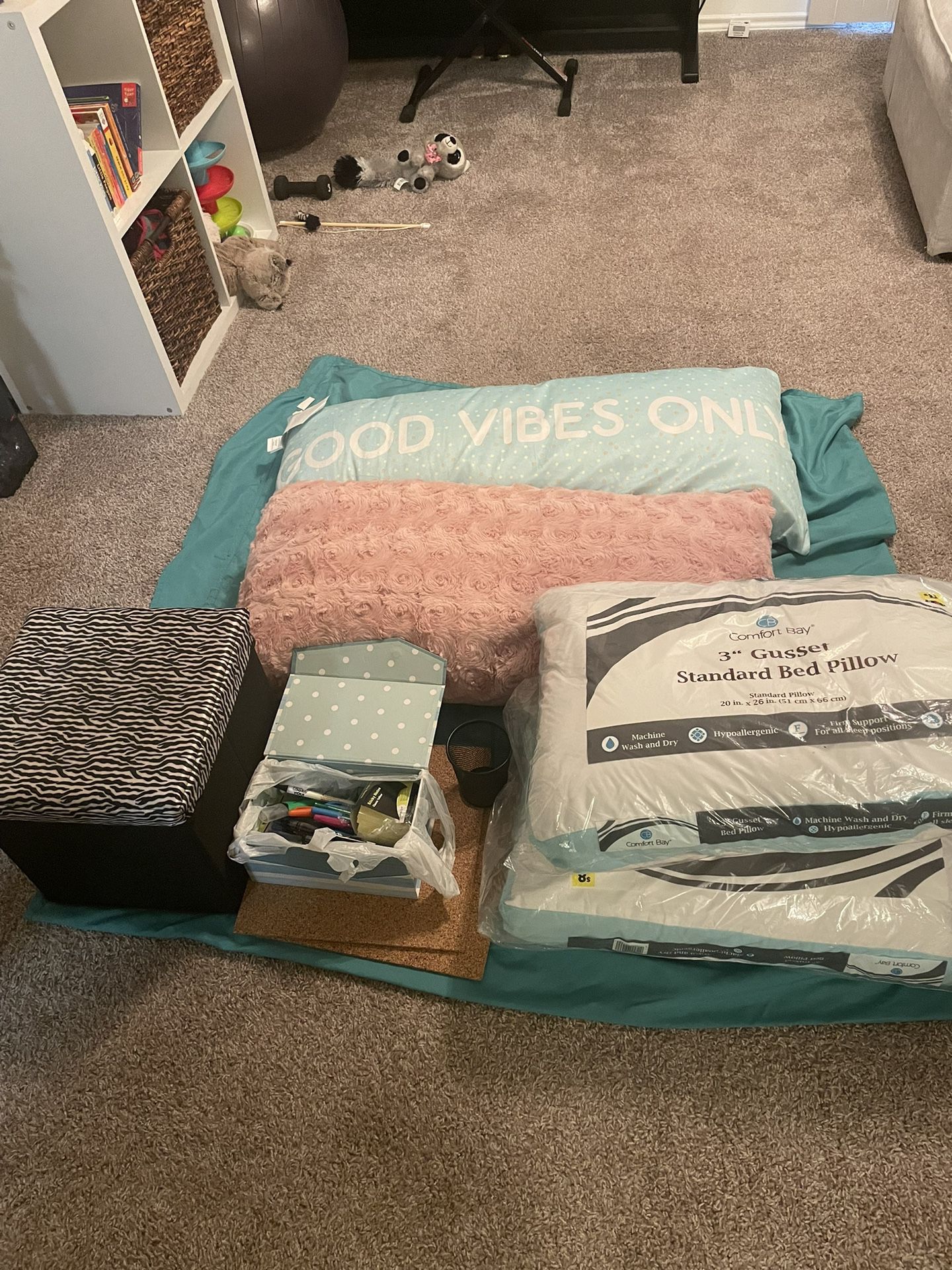 Dorm Room Starter Kit