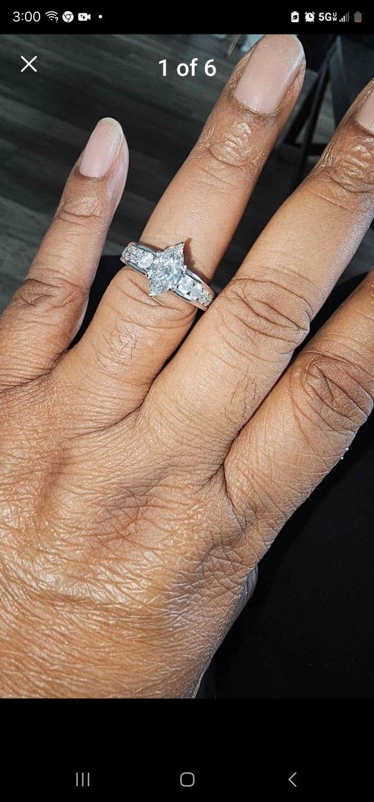 4 Karate White Gold Wedding Set