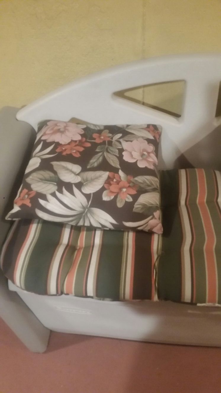 Outdoor cushions