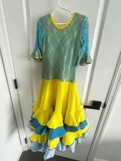 Girls Flamenco Costume - mint condition