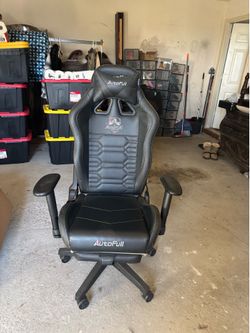 Gaming chair