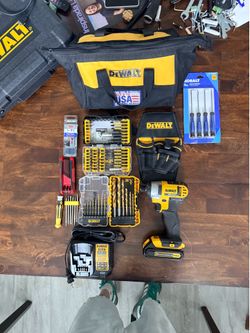 DeWalt 20V MAX Impact Driver with Battery & Charger