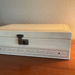 Vintage MELE Jewelry Box