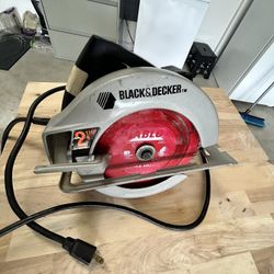  Black & Decker Corded Circular Saw
