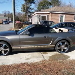2005 Ford Mustang