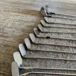 Complete Golf Set w/ Clubs, Wedges, Putter & Quazar Bag + Transporter