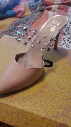 Maple sugar/clear heels