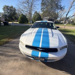 2010 Ford Mustang