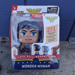  DC Comics Wonder Woman Lock 'N Roll Pal 2-in-1 hybrid figure to vehicle toy. 