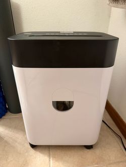 Royal 14-Sheet Micro Cut Paper Shredder (Model 14MC-89736)