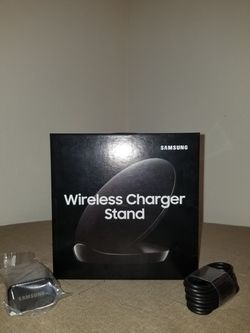 Samsung Wireless Charger Stand w/Adapter and Type-C USB Cable