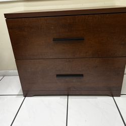 File cabinet 