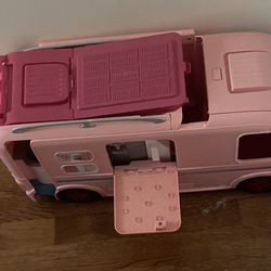 Barbie Dream House, Pop Out Van And 16 Dolls Clothing And Furniture