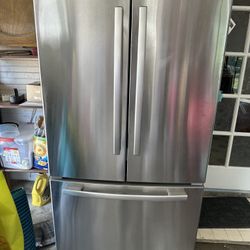 Refrigerator Repair 