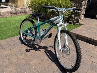 Diamondback Mountain Bike