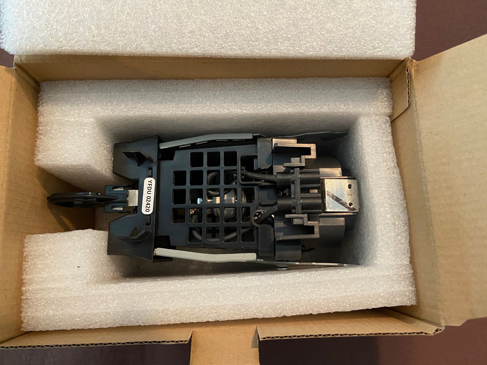 New Sony XL-2400 Lamp With Housing For 42/50 Inch TV. Comes with User Manual, Quick Setup Guide and Remote.