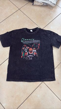 Vintage look basketball T-shirts
