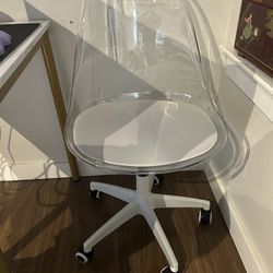 Clear desk Chair