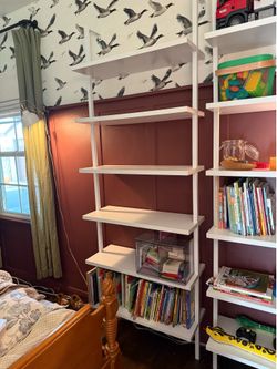 Wall shelf