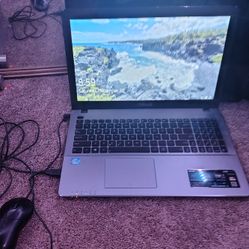 ASUS  (Laptop)