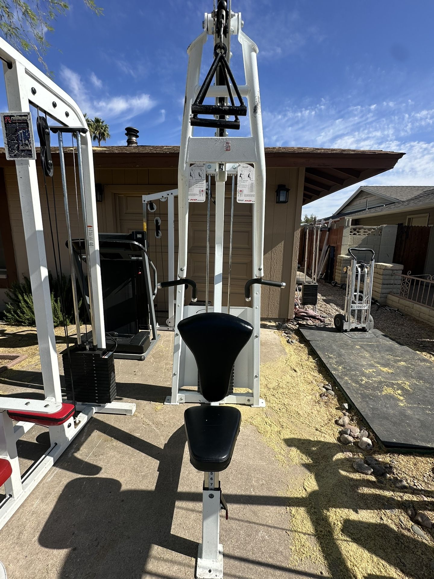 Hoist Fitness HD 2300 Lat Pulldown & Mid Row Machine