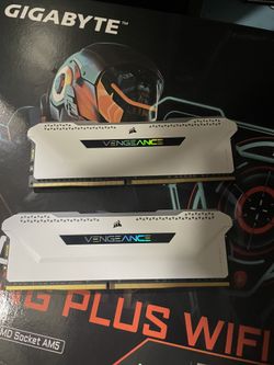 Corsair Vengeance RGB DDR4 Ram 2x8 Gb White