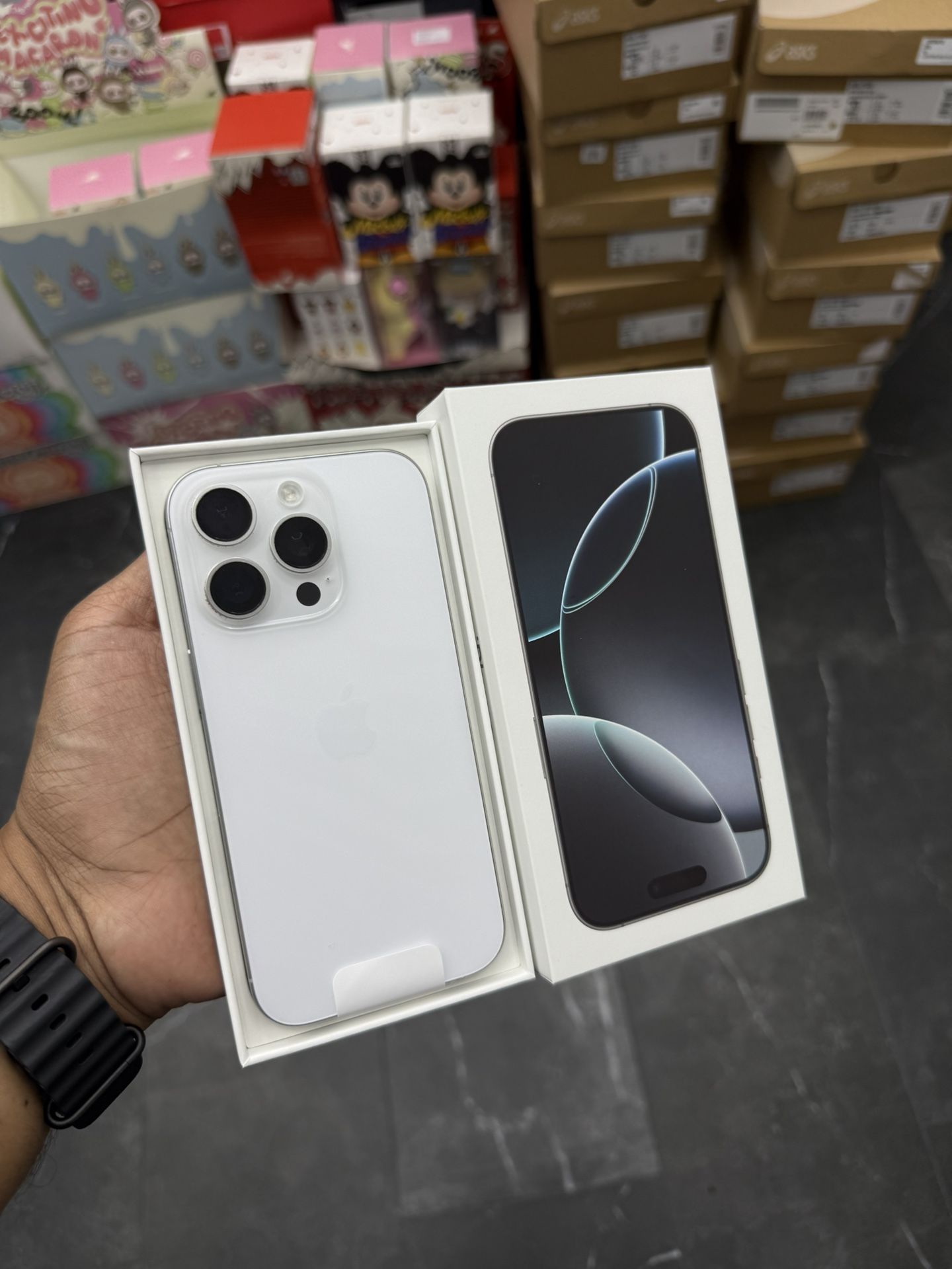 iPhone 16 Pro 256GB Unlocked For Any Carrier