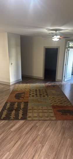 Country Theme Animal Rug, American Furniture Warehouse