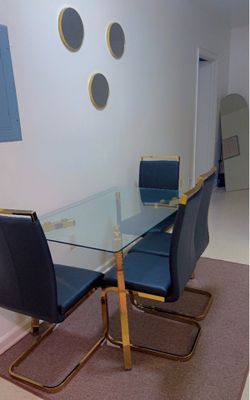 Dining set