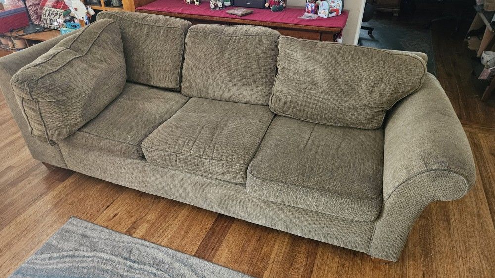 Sectional Couch With Sleeper Sofa