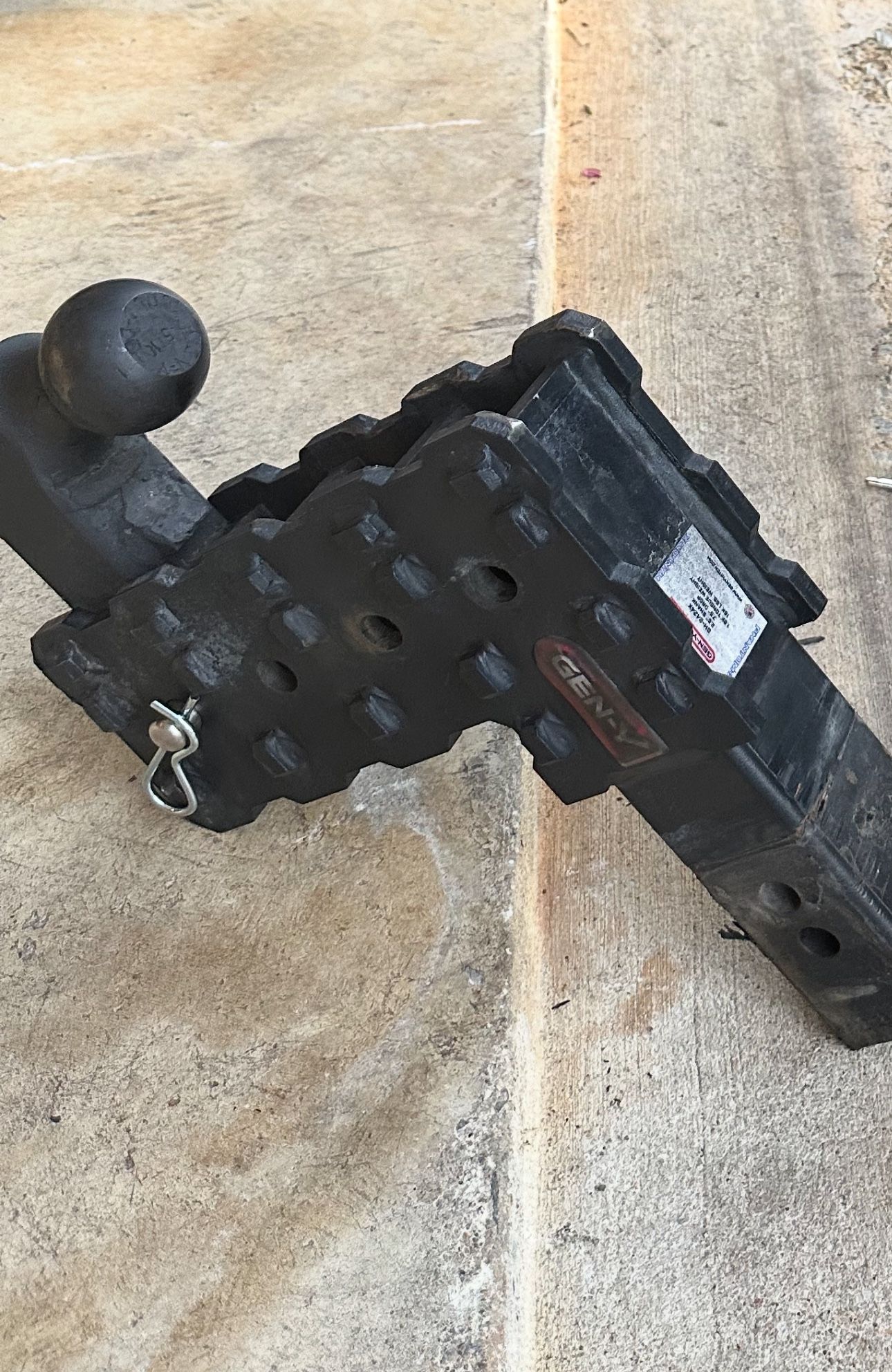 Gen Y Phantom 16k Drop Hitch With 2 Size Reversible Ball 2.5” Receiver
