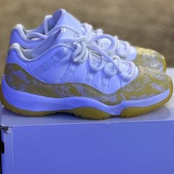 Jordan 11 Low Snakeskin 5.5w